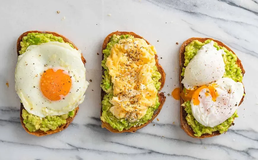 Elevate your breakfast game! This classic Avocado Toast with Egg recipe is easy, healthy, and oh-so-delicious.