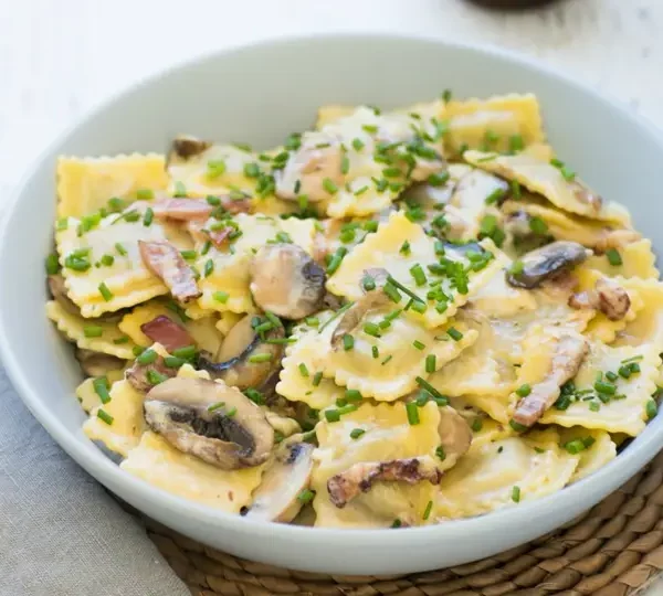 Treat yourself to a comforting meal with creamy ravioli carbonara recipes. Made with tender pasta, savory bacon, and a creamy sauce, it's a pasta lover's dream!