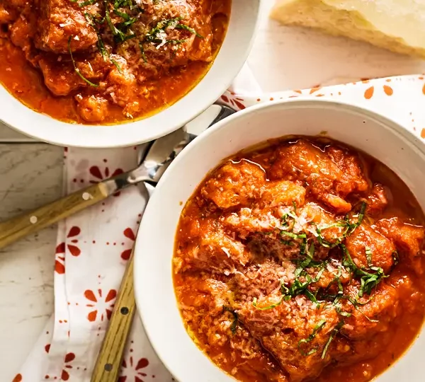 Uncover Italy's best-kept secret with this Tuscan bread soup recipe. A delightful blend of bread, tomatoes, and herbs simmered to perfection.